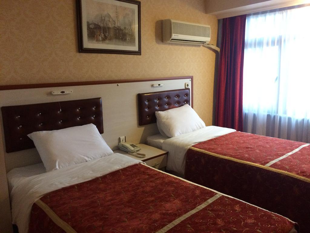 Tayhan Hotel Istambul Quarto foto